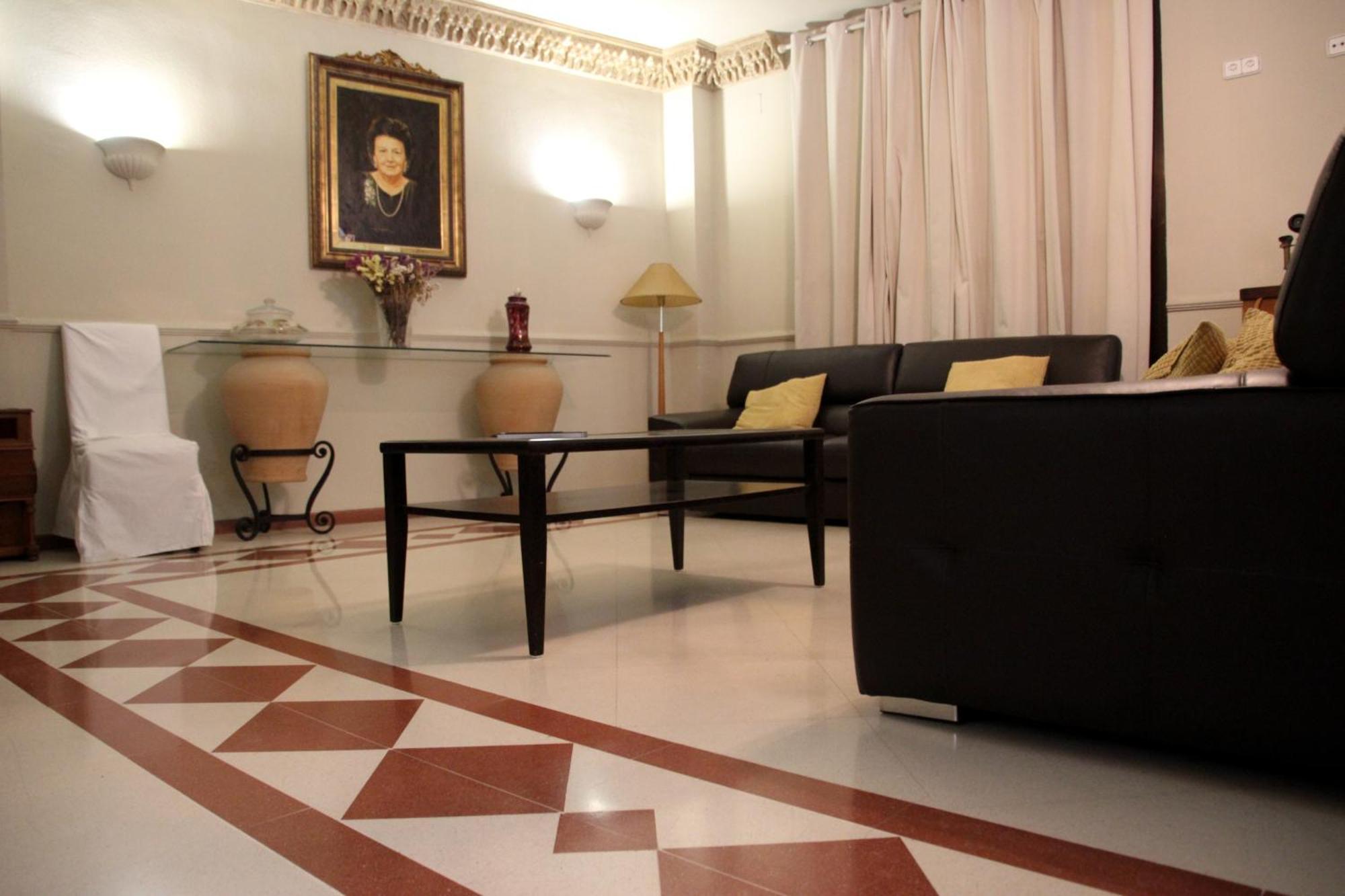Hotel Sercotel Dona Carmela — Photos 1